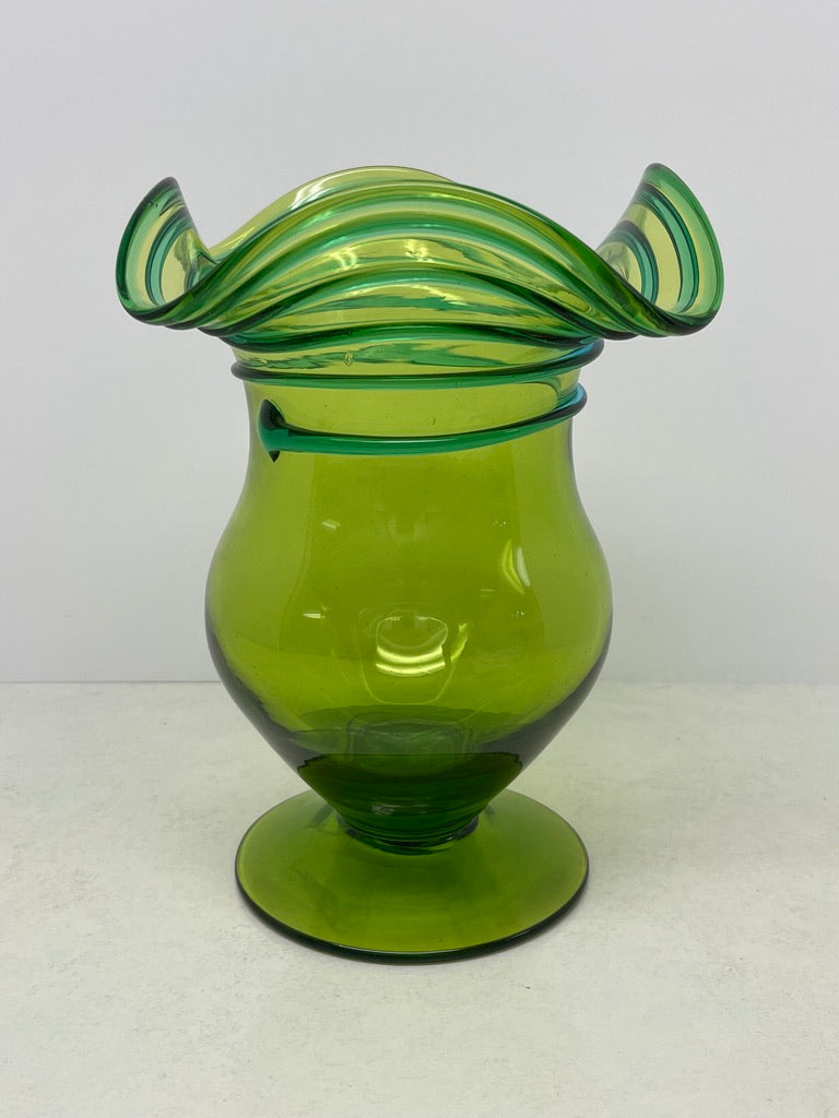 Blenko Glass #6843 Vase – The Purple Moon - 20th Century